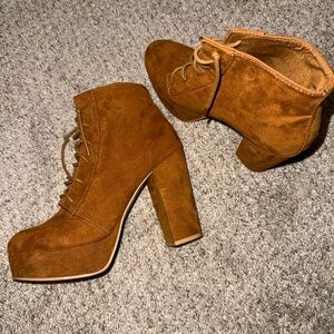 Divided Tan Heeled Boots